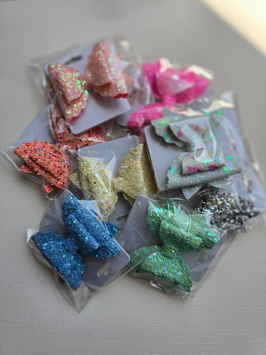Scalloped Bow Mystery Grab